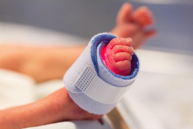 Lancet-rapport: innovatie in de neonatologie blijft ernstig achter